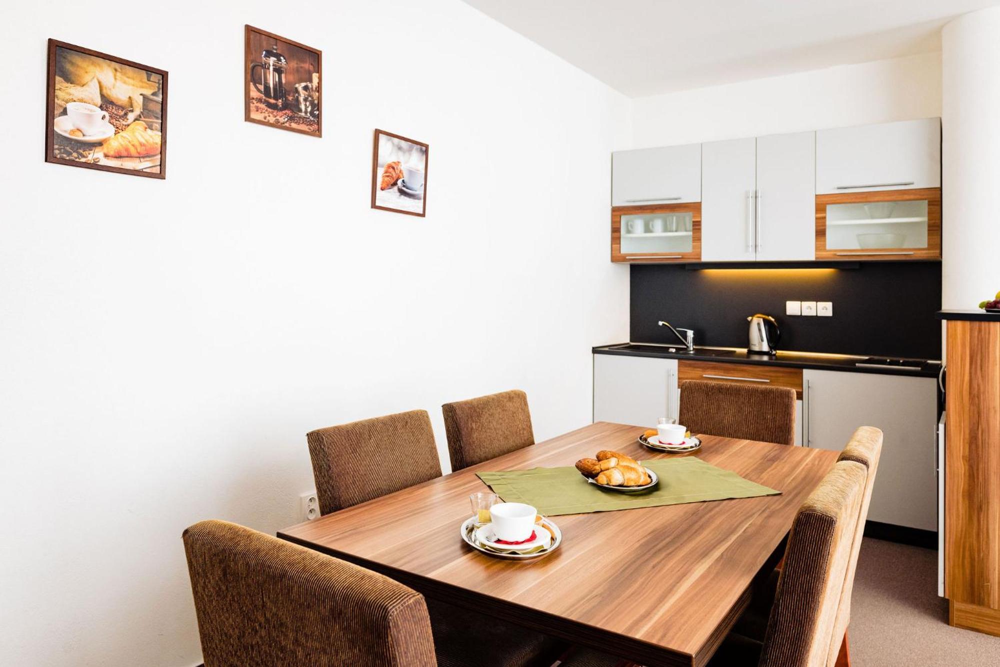 Apartmanovy Dom Familia Smokovec Vysoke Tatry Exterior photo