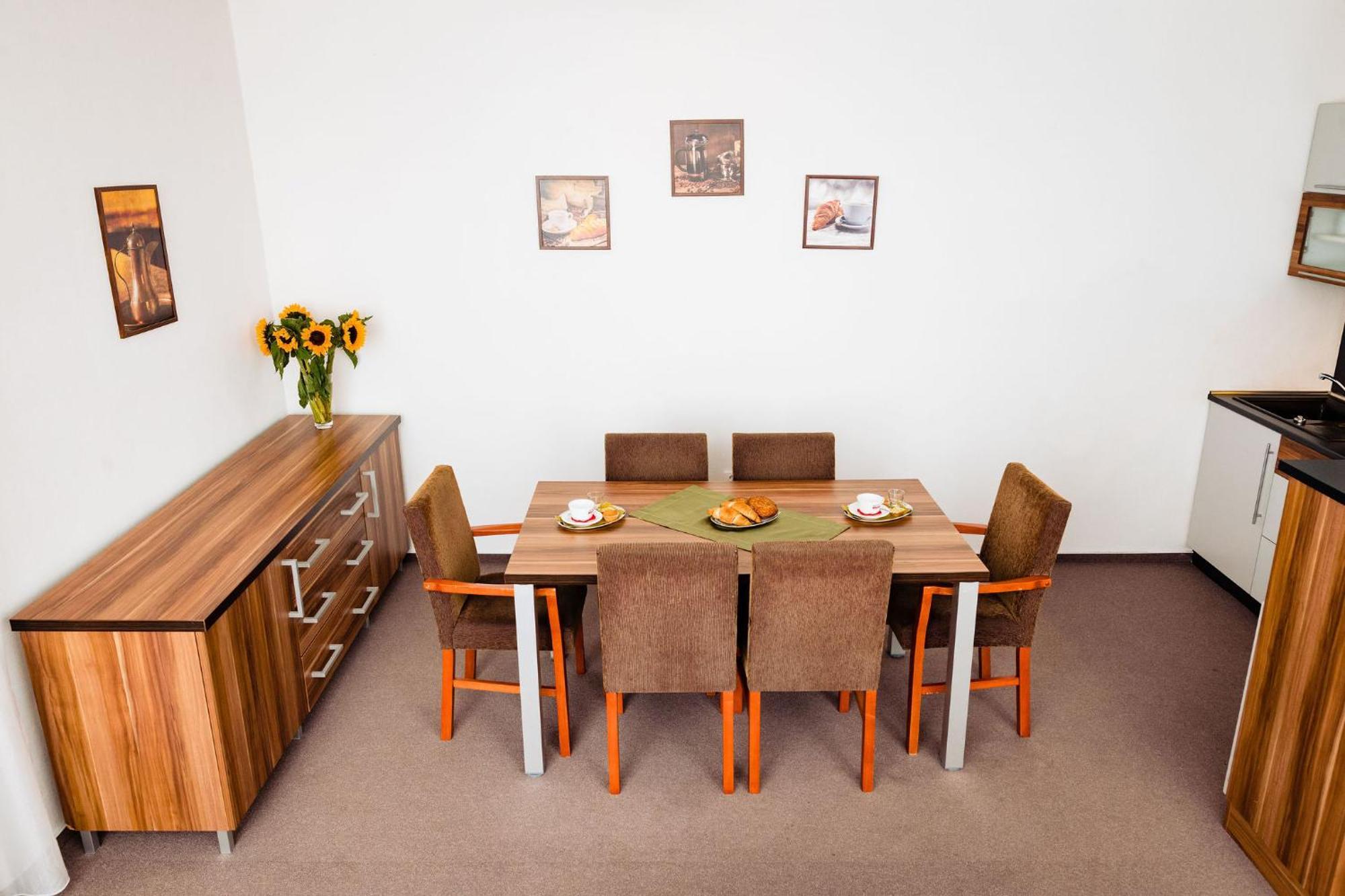 Apartmanovy Dom Familia Smokovec Vysoke Tatry Exterior photo